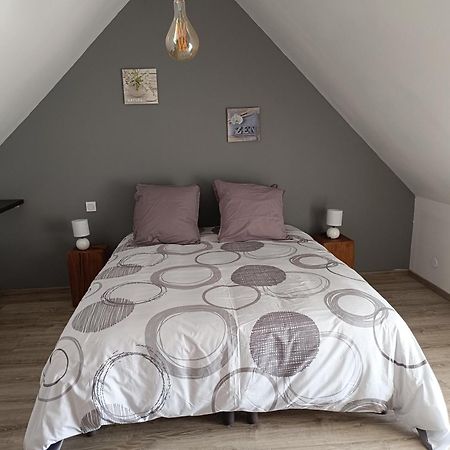 Gite De La Grand Maison Les Chenes Seigy Екстериор снимка